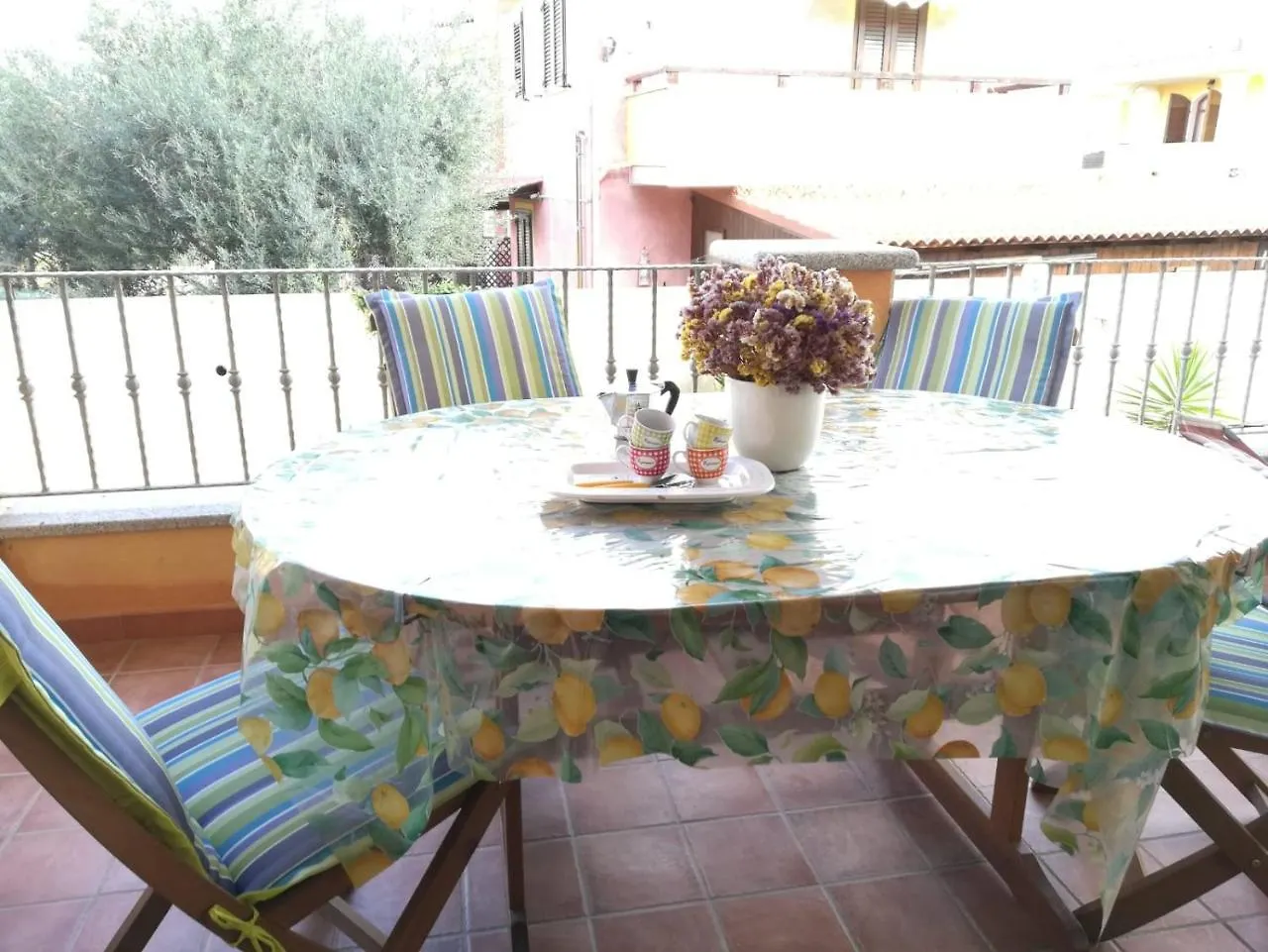 Gardenhouse Apartment Lu Bagnu 0*,