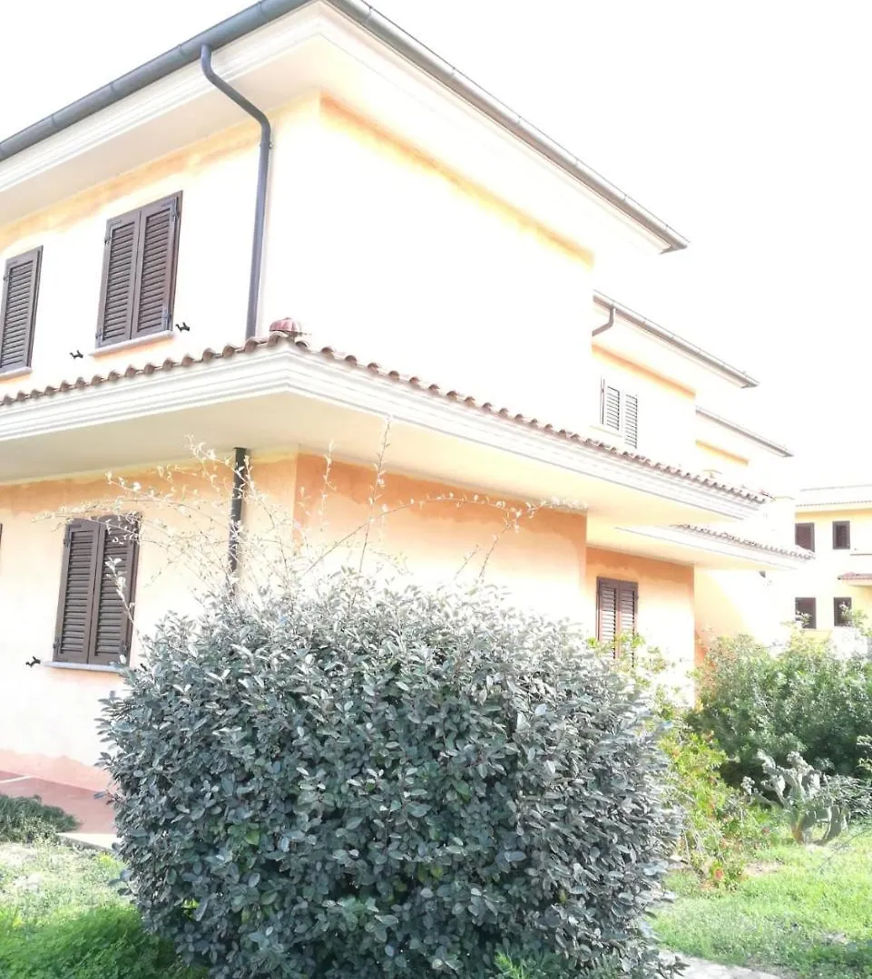 Gardenhouse Apartment Lu Bagnu