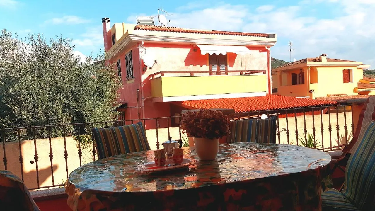 Gardenhouse Apartment Lu Bagnu