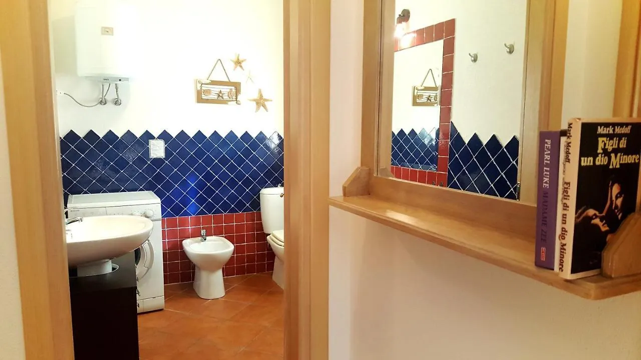 Gardenhouse Apartment Lu Bagnu 0*,