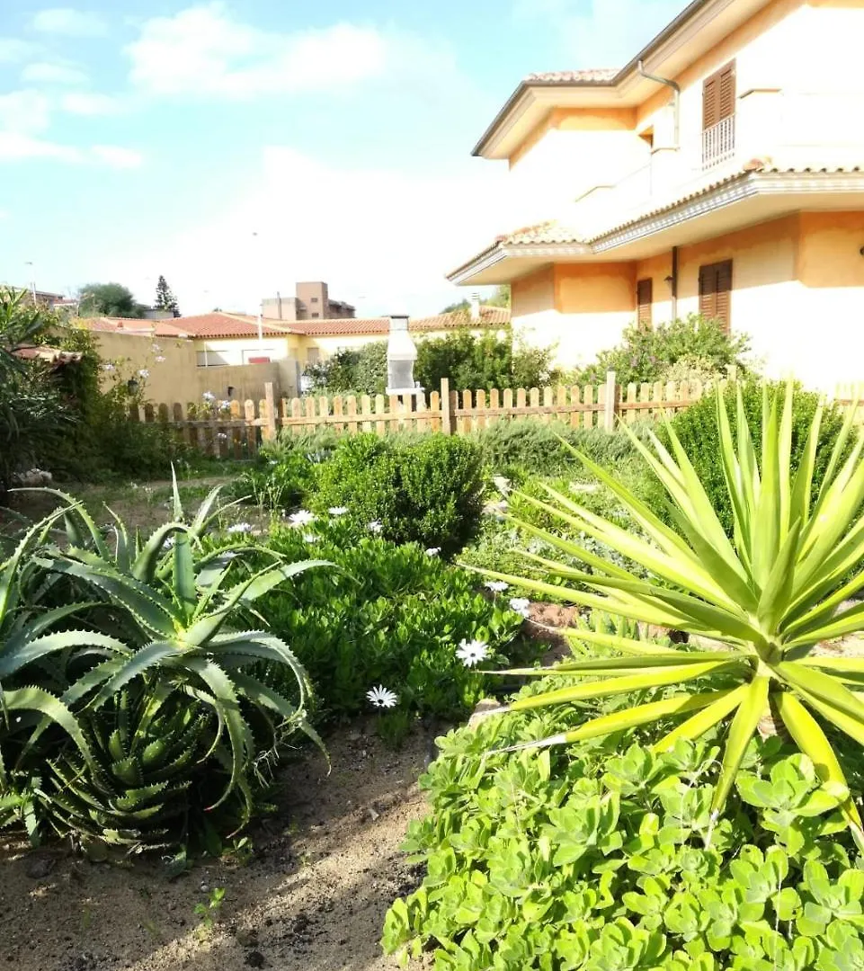 Gardenhouse Apartment Lu Bagnu