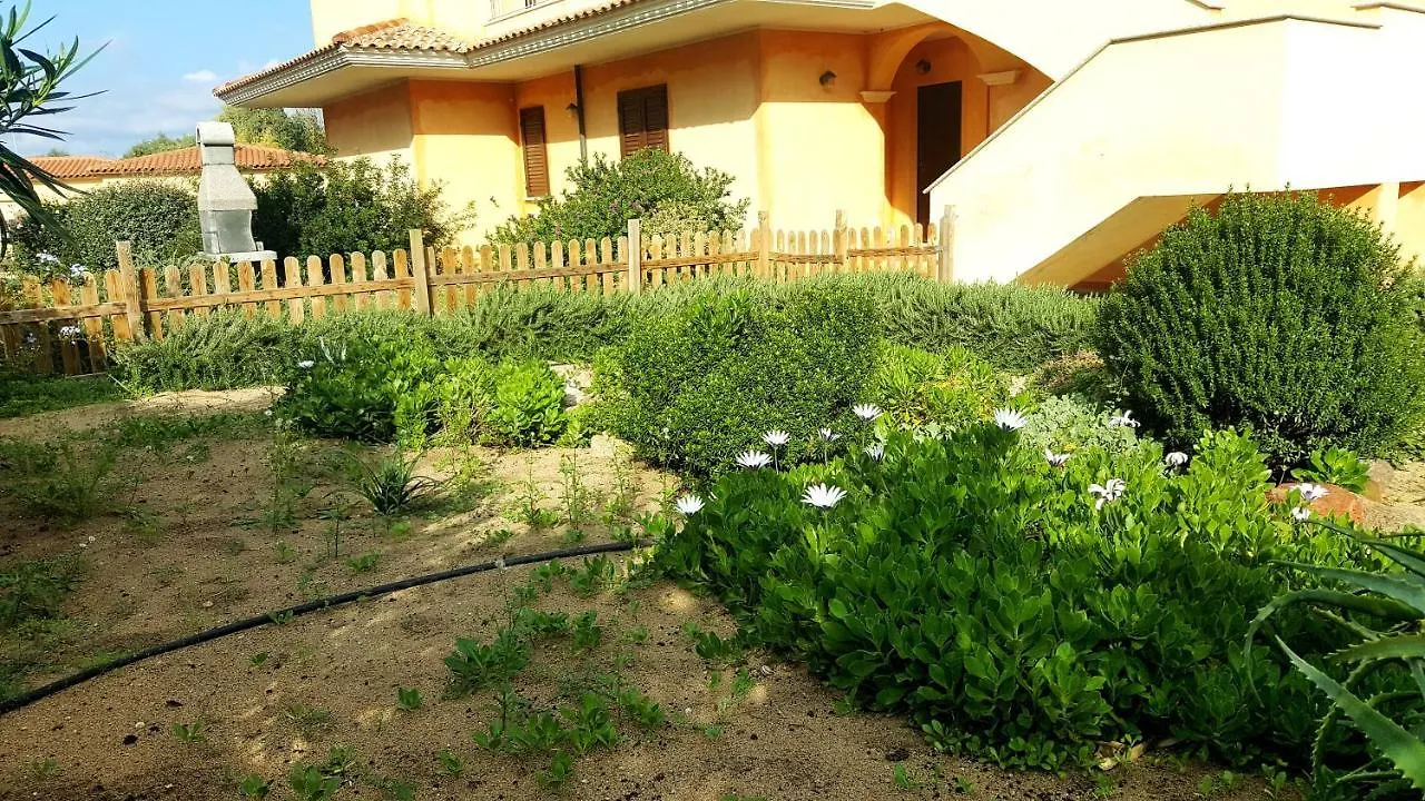 Gardenhouse Apartment Lu Bagnu